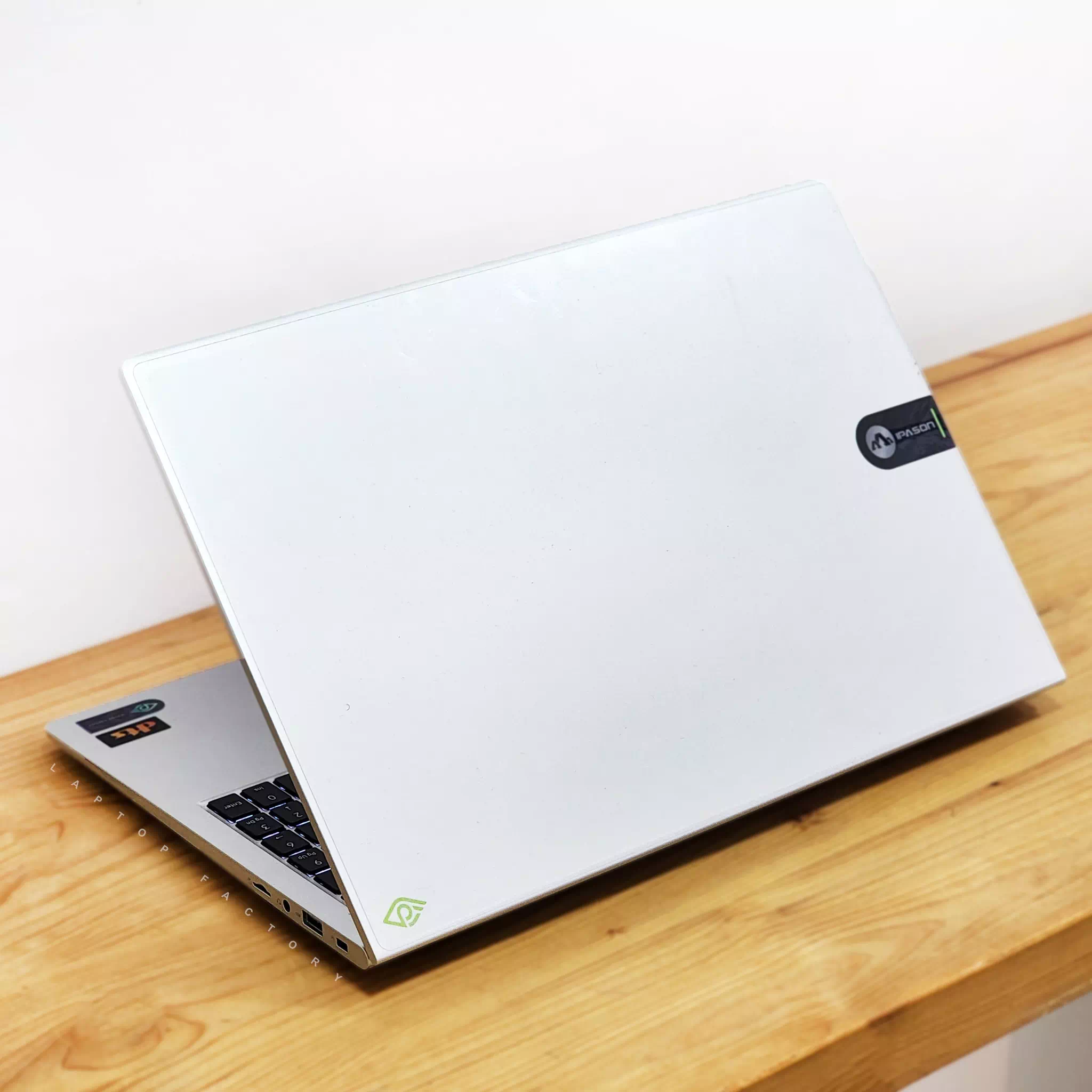 IPASON P3 Notebook i3.1