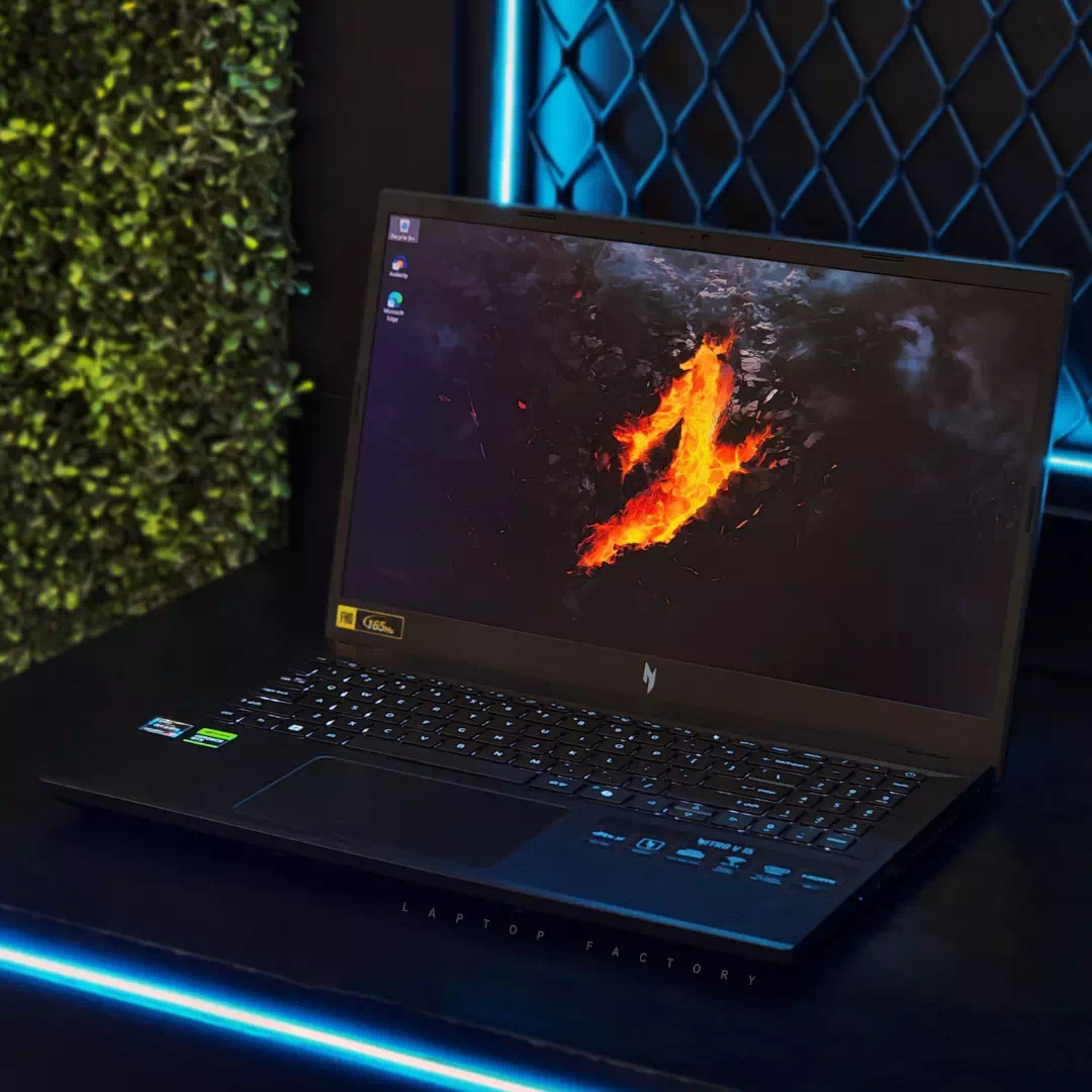 585U